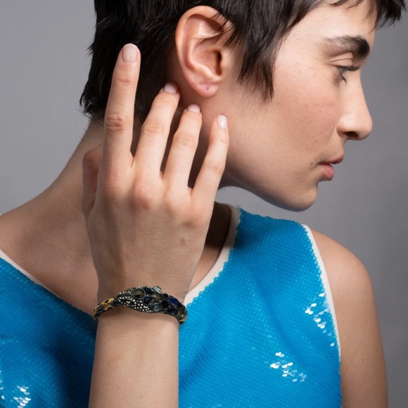 ALEXIS BITTAR • Jardin De Papillon Ruthenium Gold Snake Bracelet - Picture 2 of 16